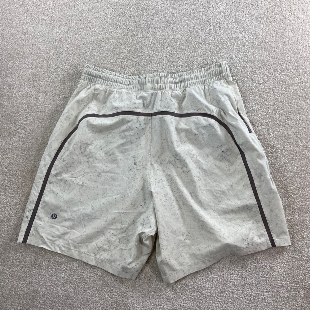 Lululemon Pace Breaker Shorts Mens M Gray Speckled 7 In Inseam Unlined Athletic